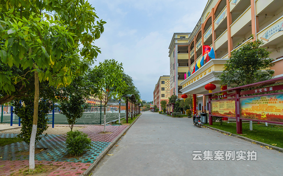 �W(xu��)У�����A(y��)���M(f��i)늱�