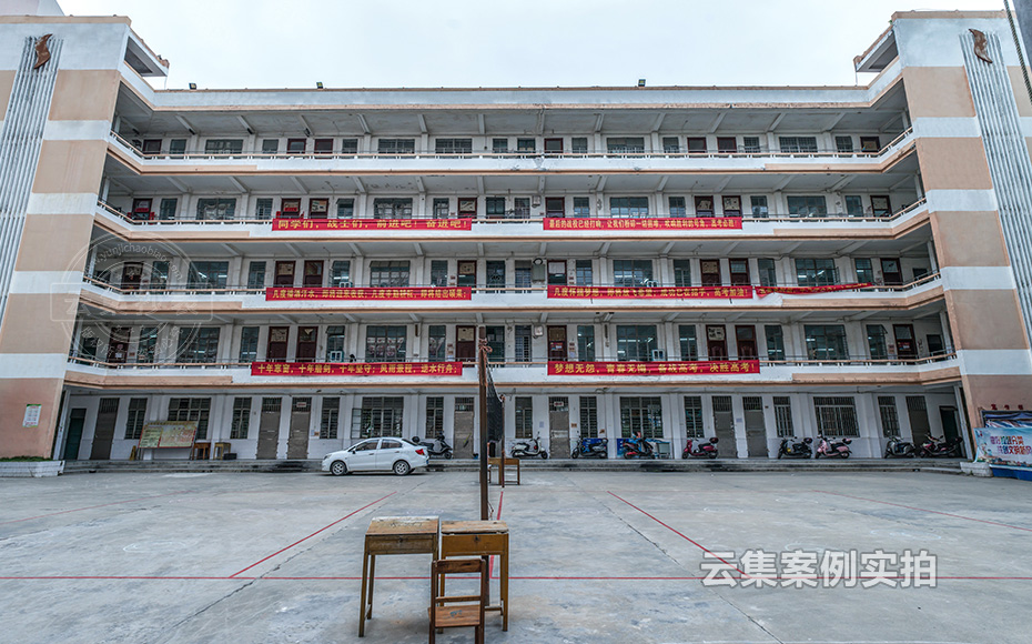 �W(xu��)У��������ϵ�y(t��ng)