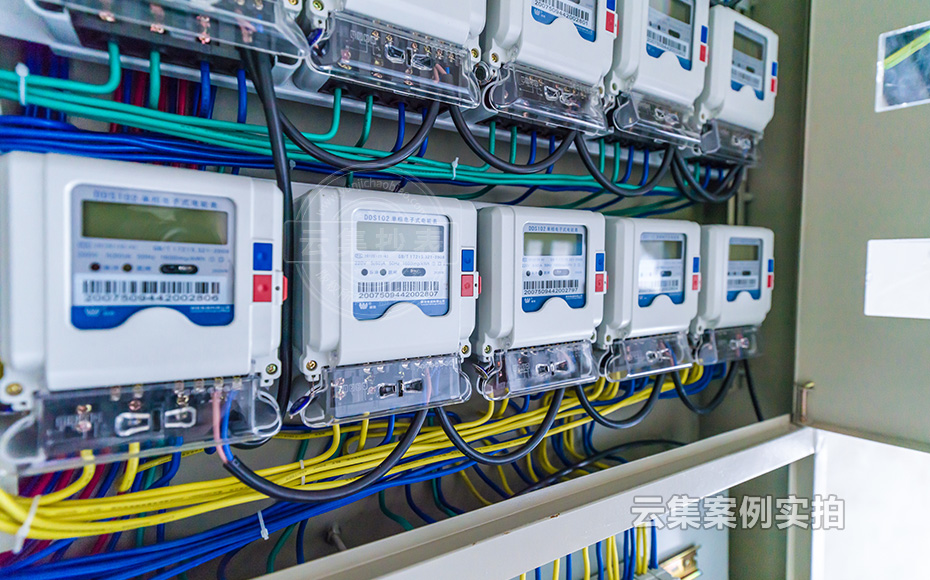 �W(xu��)У늱�����ϵ�y(t��ng)