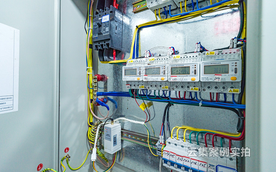 �W(xu��)У�A(y��)���M(f��i)����ϵ�y(t��ng)